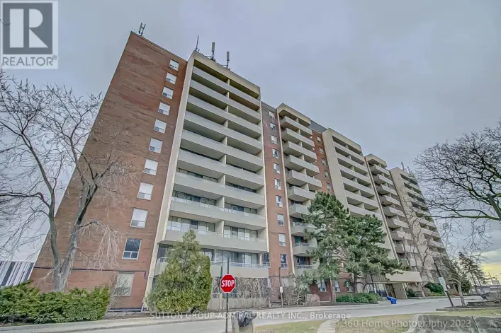 106 - 1 FOUR WINDS DRIVE, Toronto