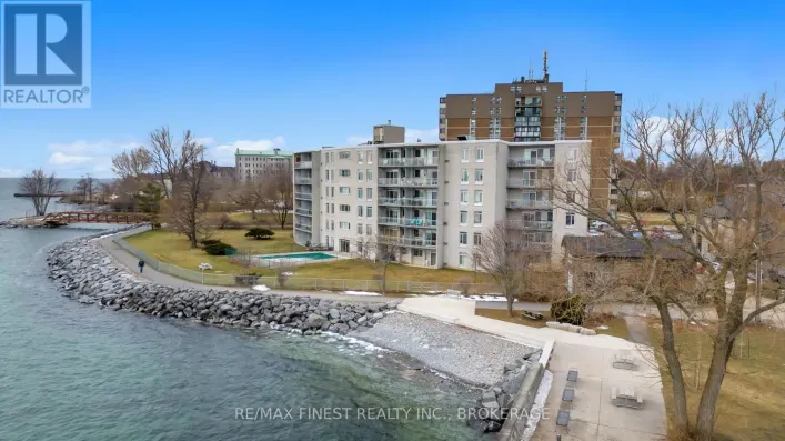 106 - 1 MOWAT AVENUE, Kingston