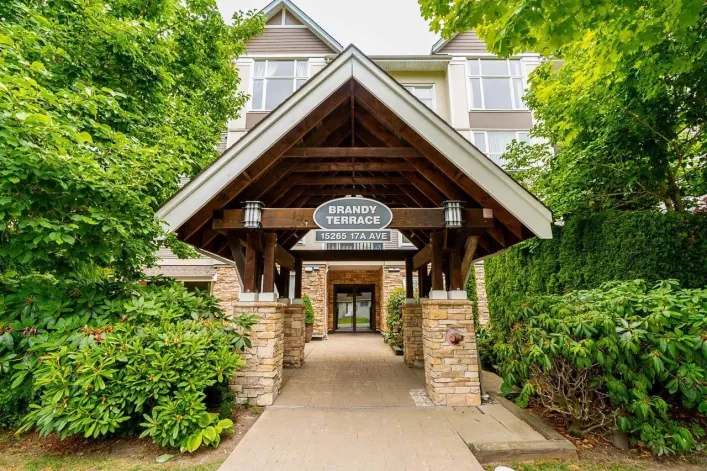 106 15265 17A AVENUE, Surrey