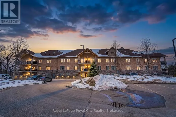 106 - 19 STUMPF STREET, Centre Wellington