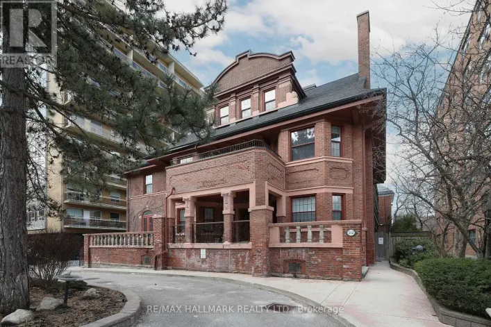 106 - 212 ST. GEORGE STREET, Toronto