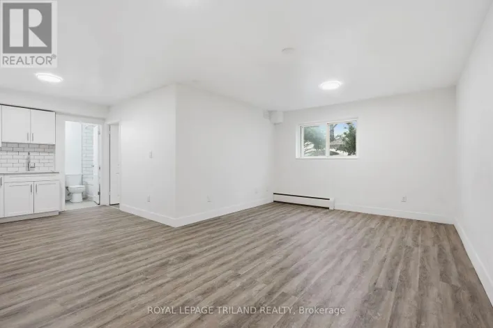 106 - 227 CATHCART STREET, London South