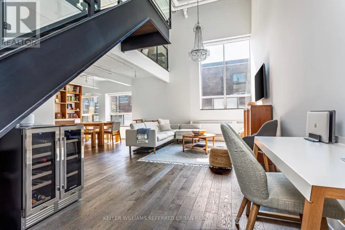 106 - 326 CARLAW AVENUE, Toronto