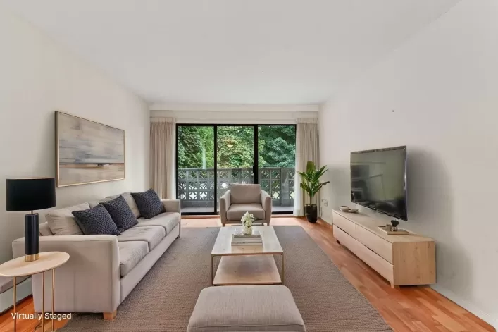 106 33369 OLD YALE ROAD, Abbotsford