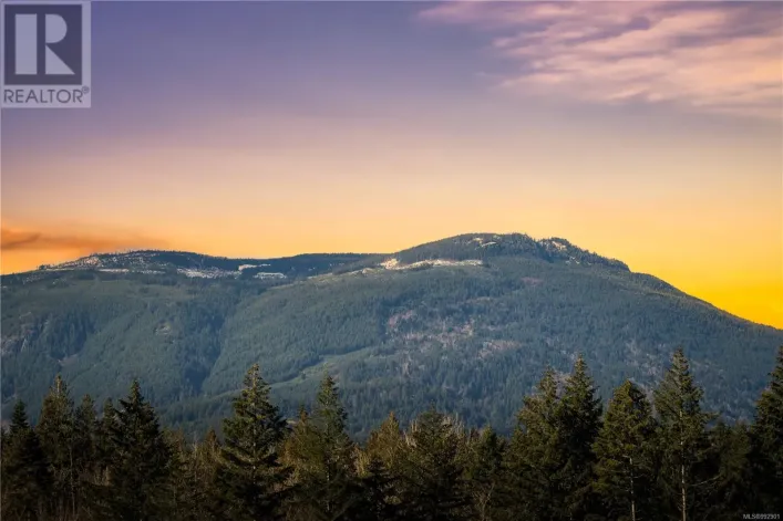 106 3499 Henry Rd, Chemainus