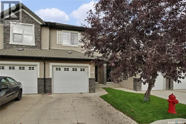 Row / Townhouse for sale: 106 410 Hunter ROAD, Saskatoon
