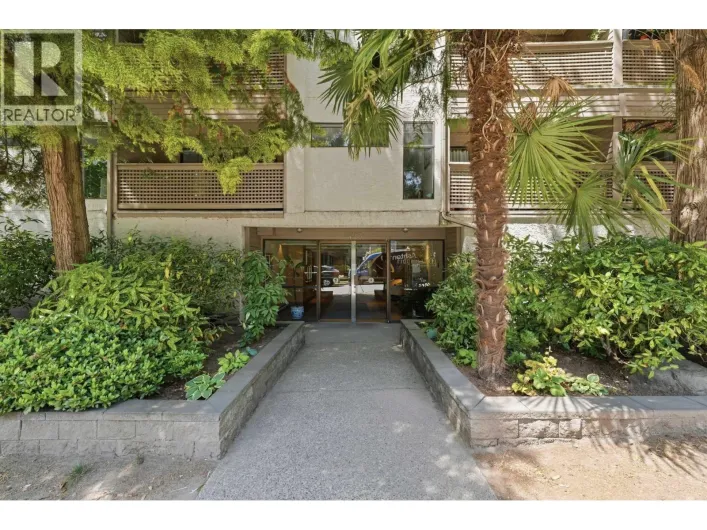 106 423 AGNES STREET, New Westminster