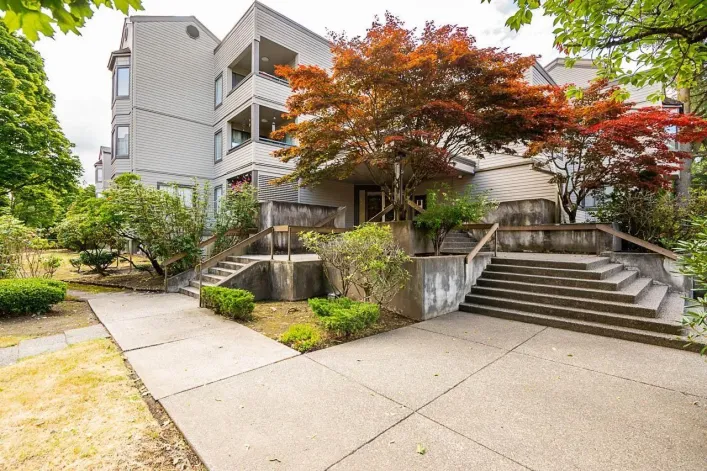 106 5224 204 STREET, Langley