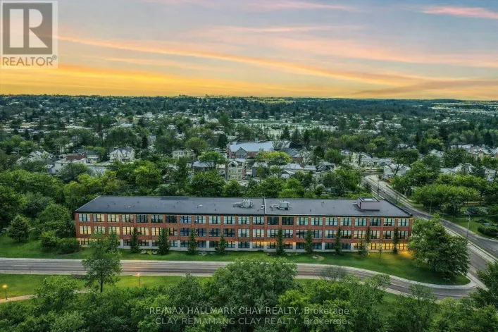 106 - 543 TIMOTHY STREET, Newmarket