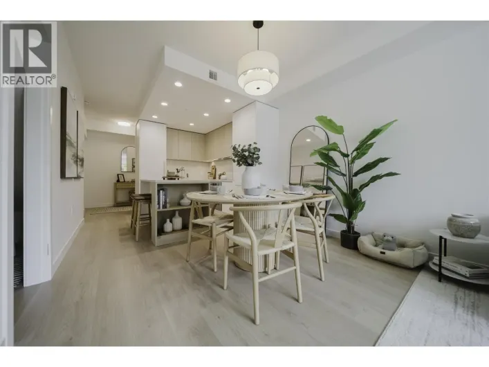 106 595 KEMSLEY AVENUE, Coquitlam