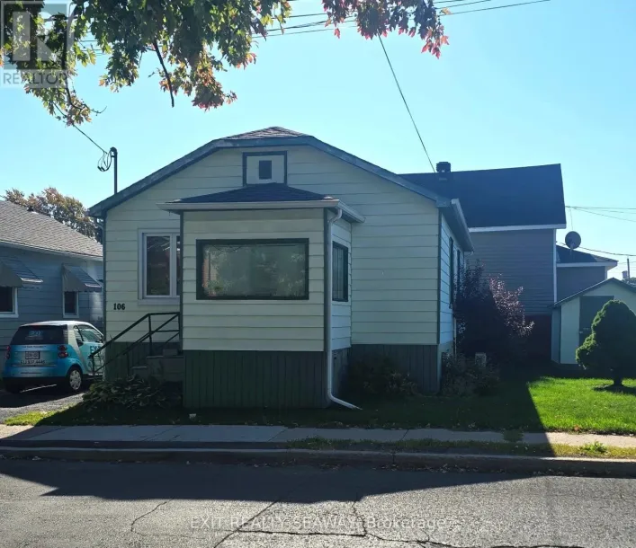 106 6TH STREET W, Cornwall