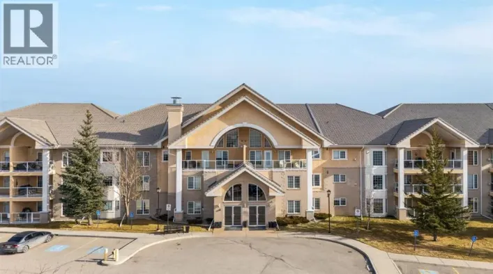 106, 728 Country Hills Road NW, Calgary