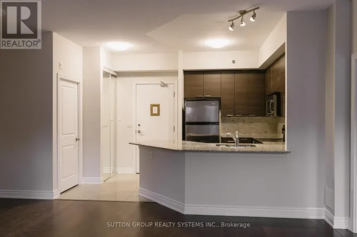 106 - 760 SHEPPARD AVENUE W, Toronto