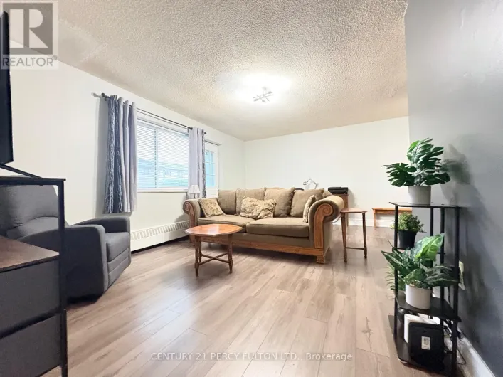 106 - 936 GLEN STREET, Oshawa