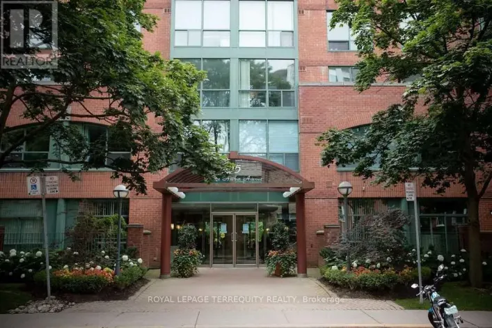 106 - 95 PRINCE ARTHUR AVENUE, Toronto