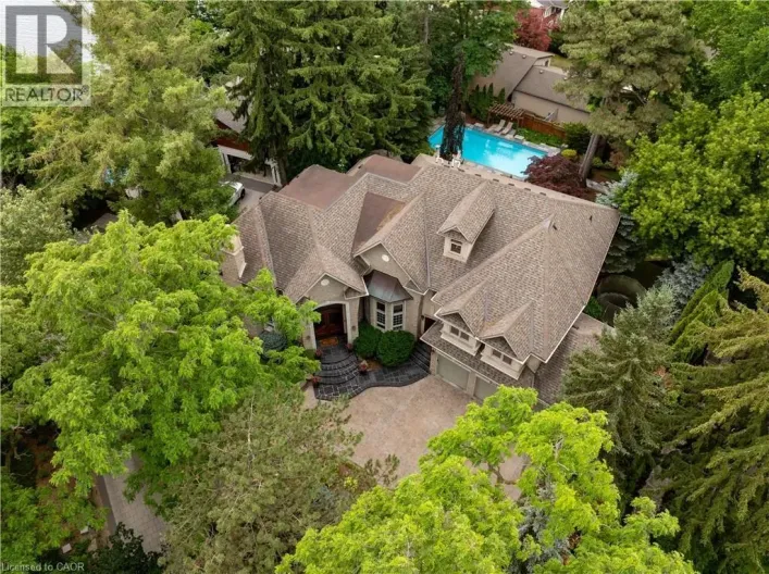 106 APPLEBY Place, Burlington