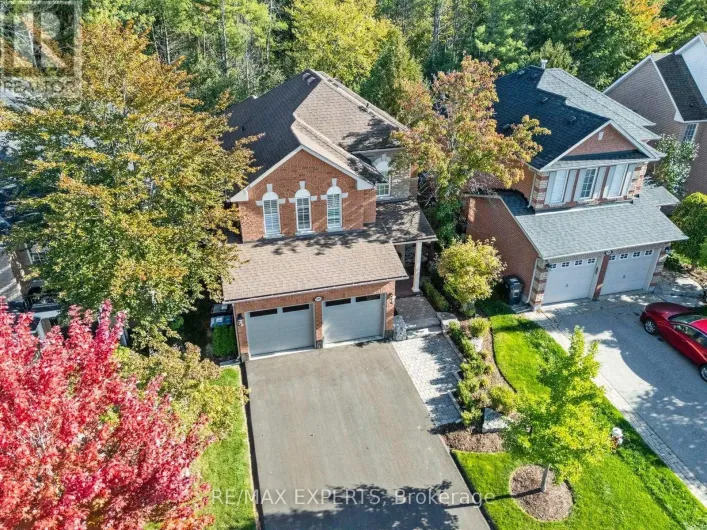 106 CASTELLI COURT, Caledon