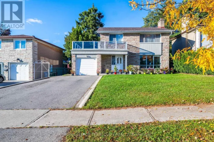 106 GRANDRAVINE DRIVE, Toronto
