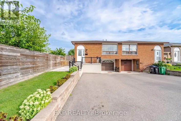 106 HANSON ROAD, Mississauga