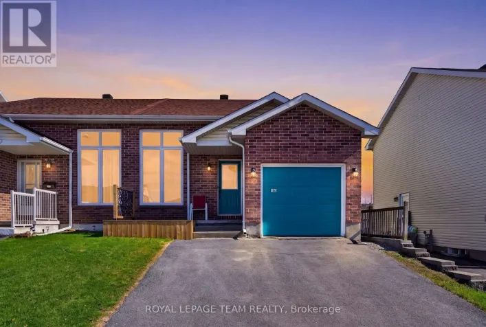 106 HEMLOCK CRESCENT, Cornwall