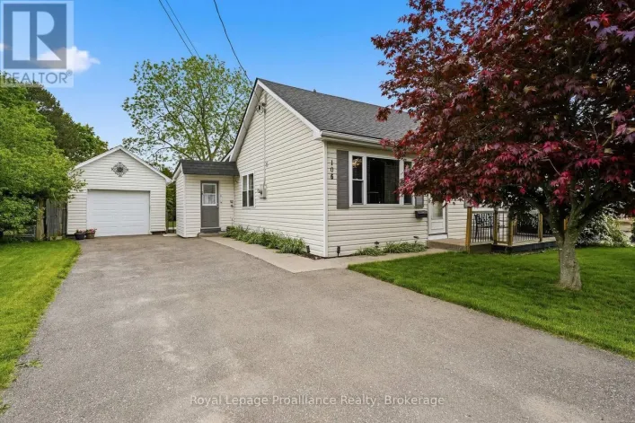 106 KARL STREET, Belleville