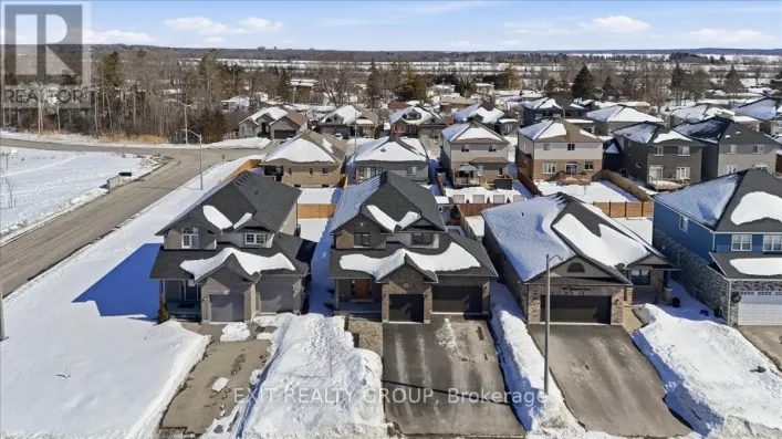 106 LEDGEROCK COURT, Quinte West