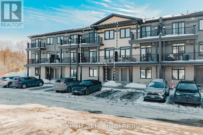 106 LOMOND LANE, Kitchener