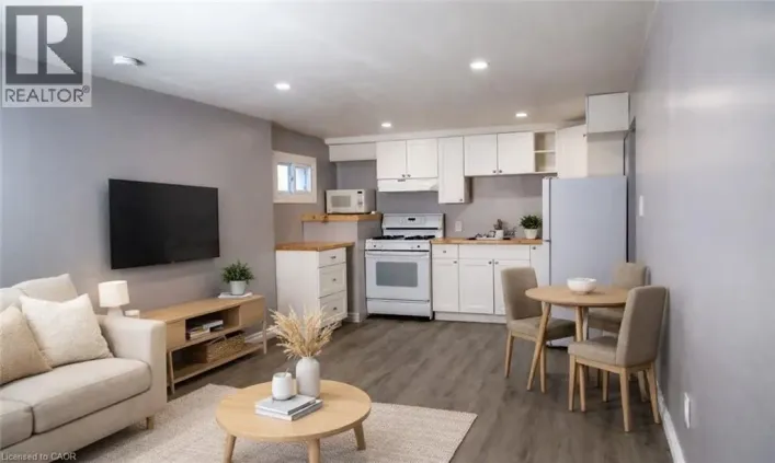 106 SOUTH Street E Unit# 2, Aylmer