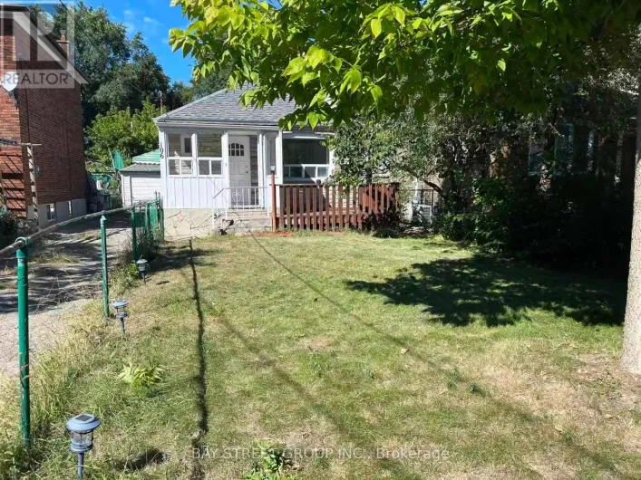 106 VIRGINIA AVENUE, Toronto