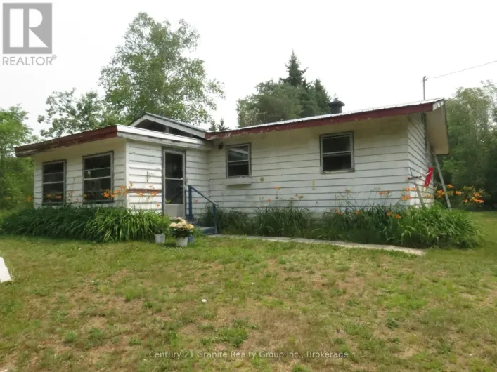 House for sale: 1060 BUTTERCUP DRIVE, Highlands East