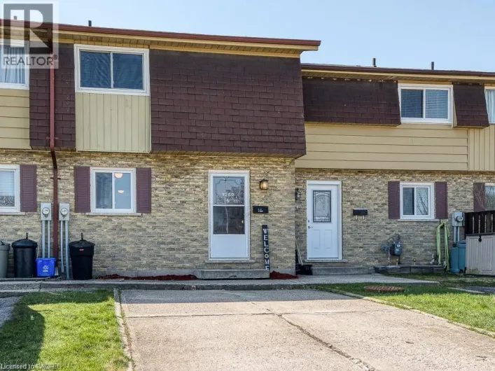 1060 CANFIELD Crescent Unit# 5, Woodstock
