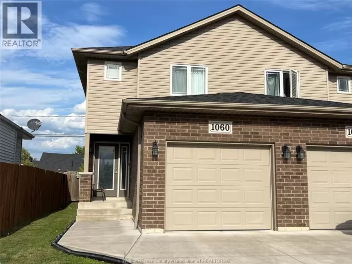 1060 MERCER, Windsor