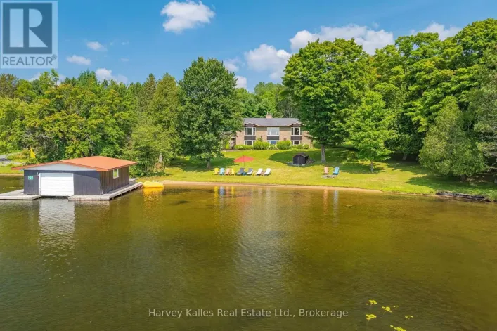 1061 SAWMILL LANE, Lake of Bays