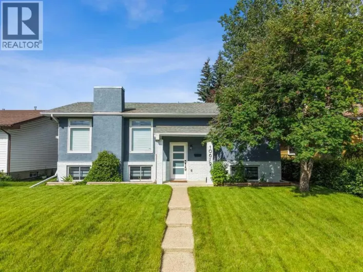 10619 Oakmoor Way SW, Calgary