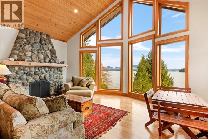 1062 Fifth Ave, Ucluelet