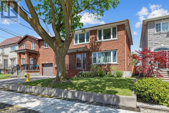 1062 GLENGROVE AVENUE, Toronto