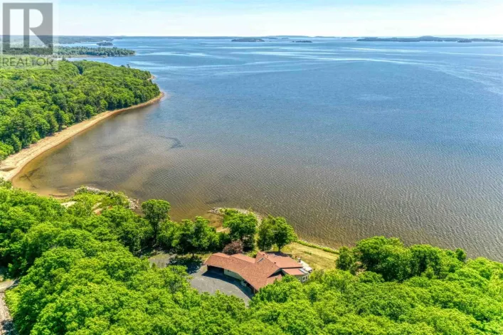 1062 Mel Lake RD, Algoma Mills