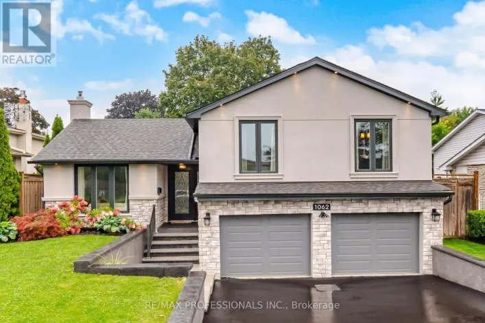 1062 MISSISSAUGA VALLEY BOULEVARD, Mississauga