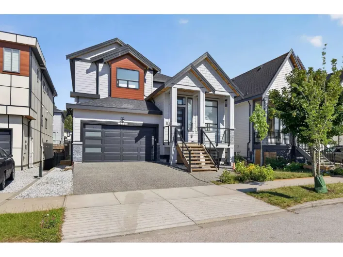 10628 124 STREET, Surrey