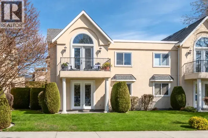Row / Townhouse for sale: 1065 Churchill Avenue Unit# 102, Penticton