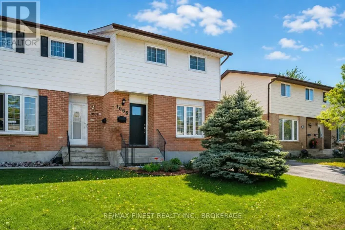 1066 PINEWOOD PLACE, Kingston