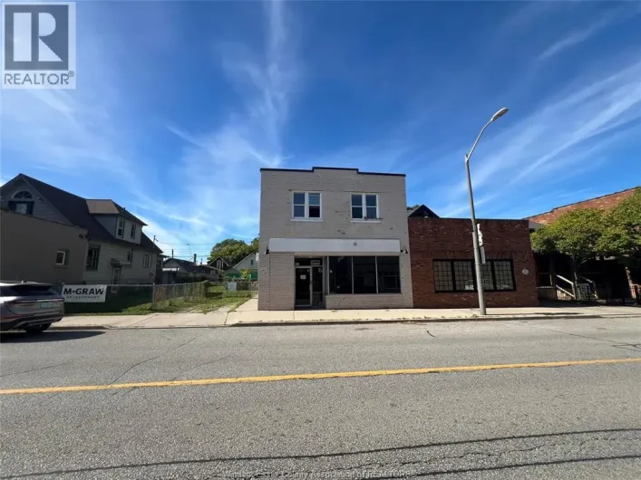 1067 DROUILLARD Unit# STOREFRONT, Windsor