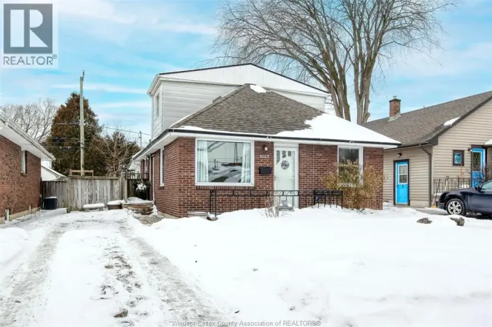 1067 ST. LOUIS, Windsor