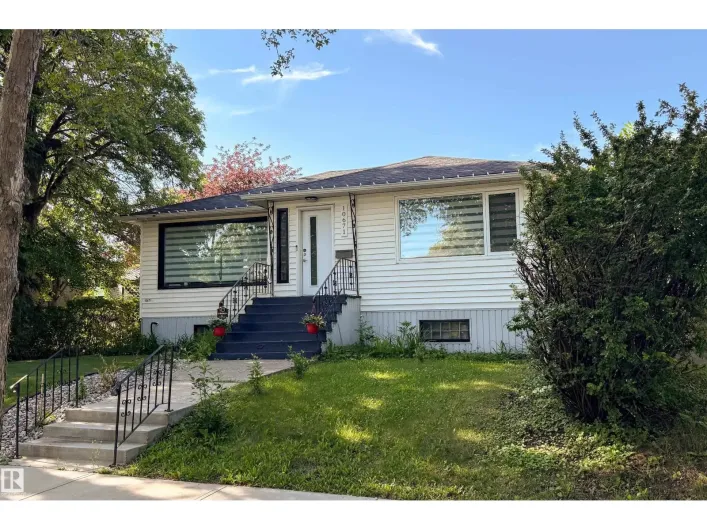 House for sale: 10671 63 AV NW, Edmonton