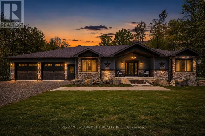 1068 XAVIER STREET, Gravenhurst