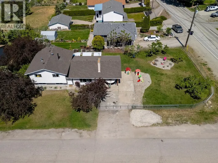 10694 Bonnie Drive, Lake Country