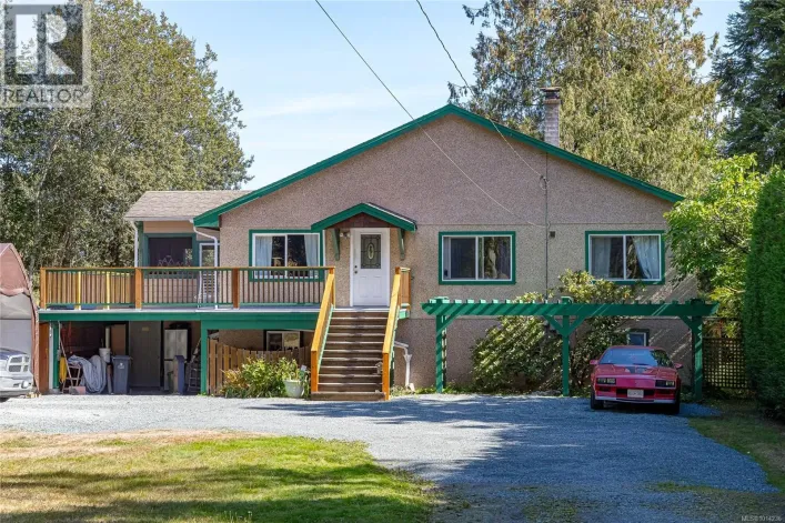 10695 Chemainus Rd, Saltair