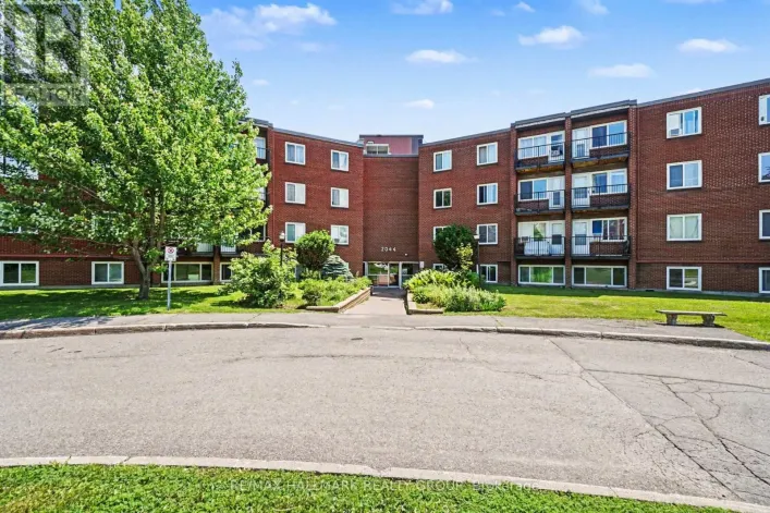 106A - 2044 ARROWSMITH DRIVE, Ottawa