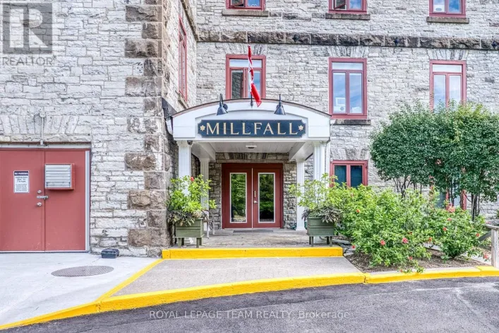 107 - 1 ROSAMOND STREET, Mississippi Mills