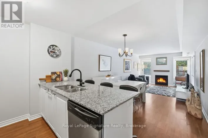 107 - 10 BRANDY LANE DRIVE, Collingwood